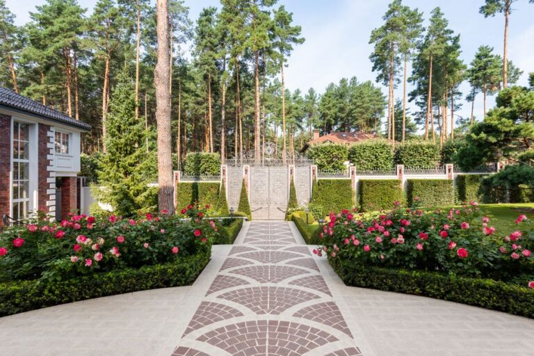 15 Garden Pathway Ideas to Elevate Your Yard in 2026