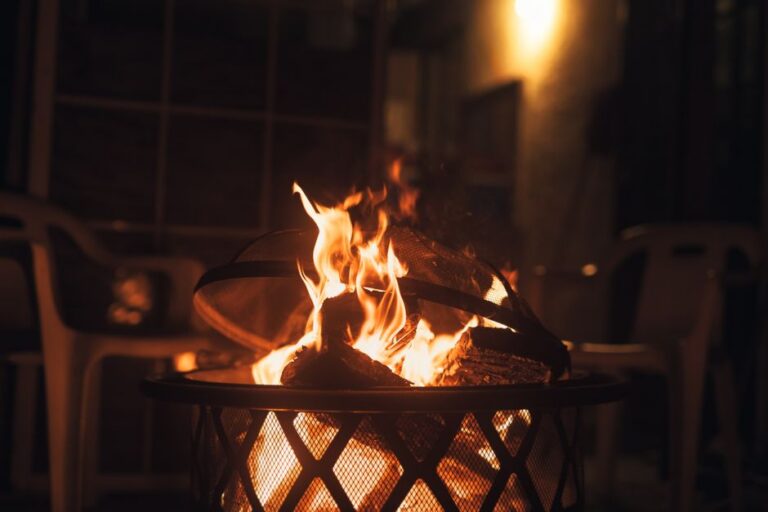 20 Fire Pit Ideas to Warm Up Your Backyard in 2026