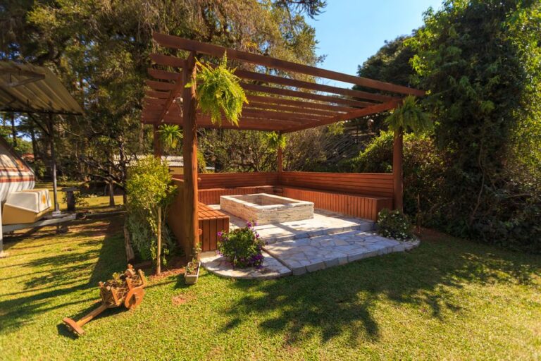 Gazebo vs Pergola: Which Is Right for Your Backyard in 2026?