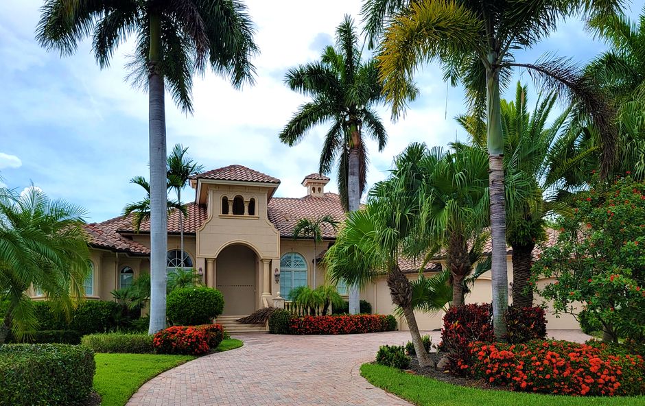 Landscaping Cost Guide 2026: Budgets, Projects, and ROI