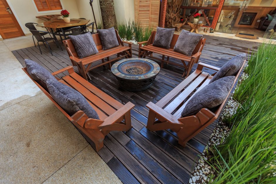 Outdoor Seating Area Ideas to Maximize Your Backyard in 2026