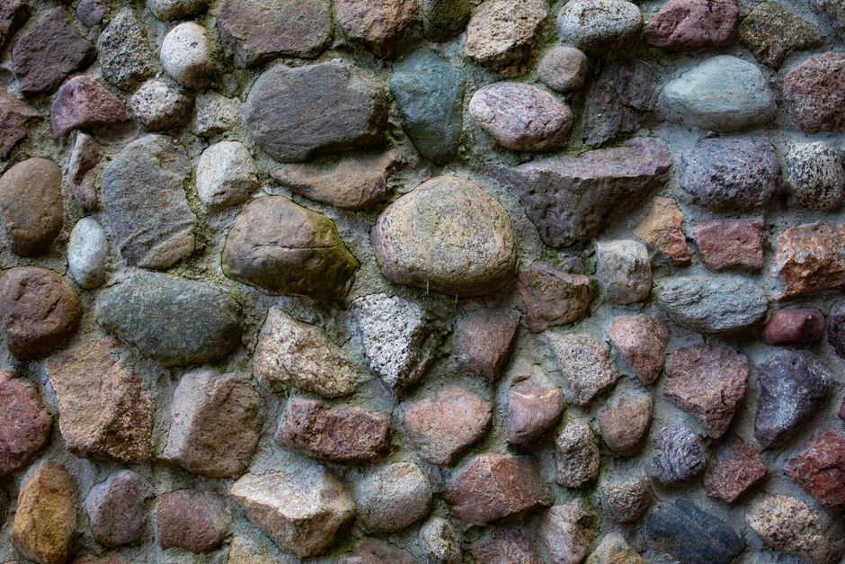 Retaining Wall Ideas, Costs, and Materials for 2026